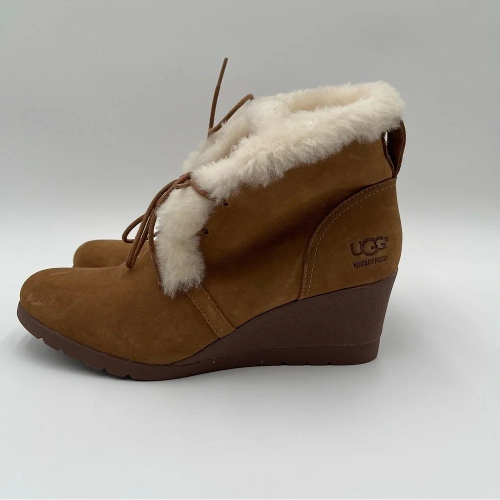 UGG Australia Jeovana Boots Chestnut Suede Waterproof  Wedge Lace Up size 9 - Picture 2 of 16
